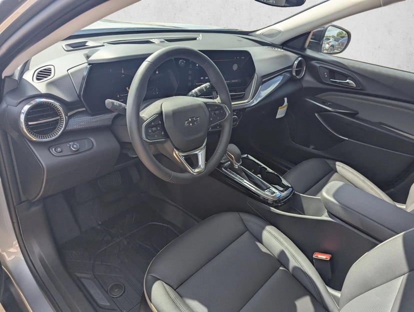 2026 Chevrolet Trax - Image 3