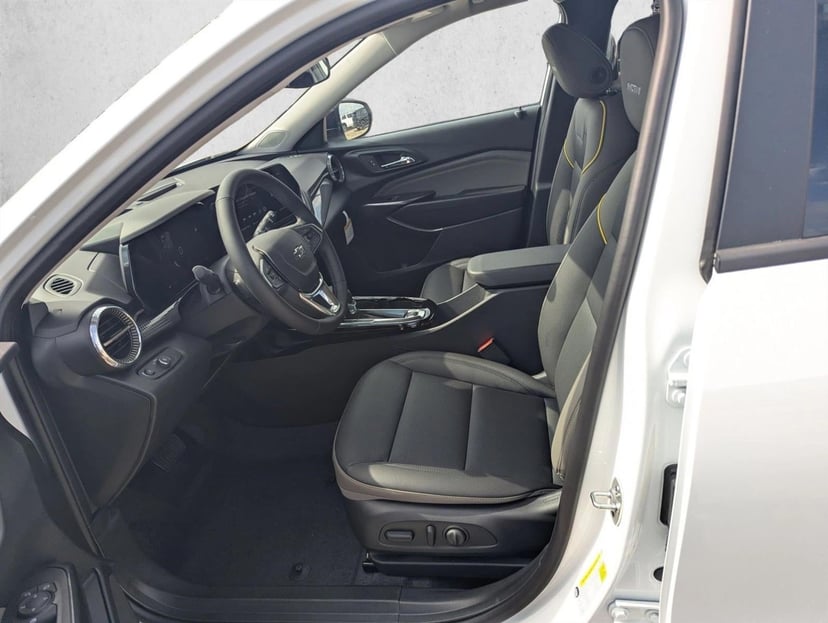 2026 Chevrolet Trax - Image 5
