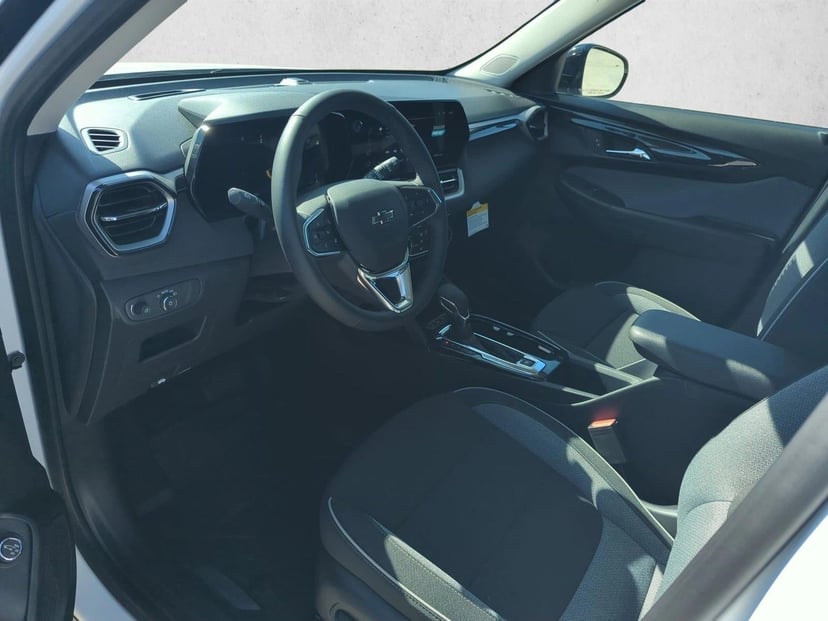 2026 Chevrolet Trailblazer - Image 3