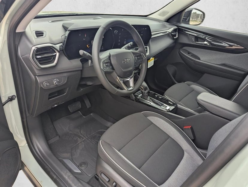 2026 Chevrolet Trailblazer - Image 3