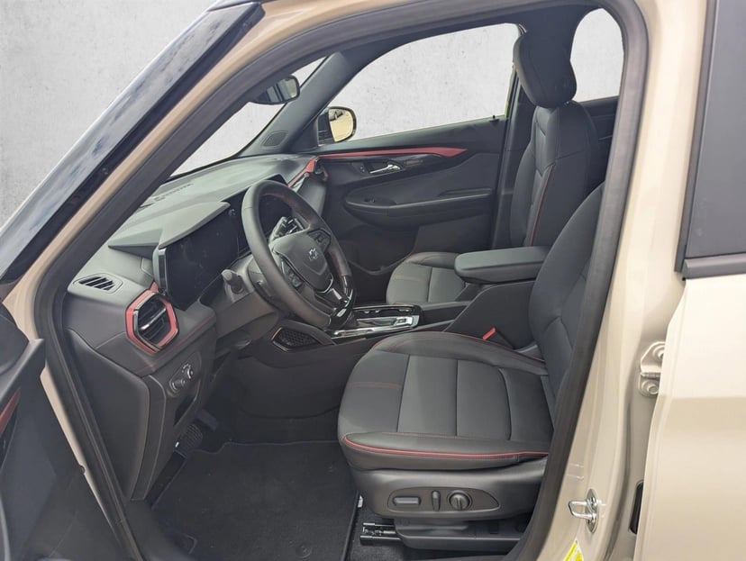 2026 Chevrolet Trailblazer - Image 4