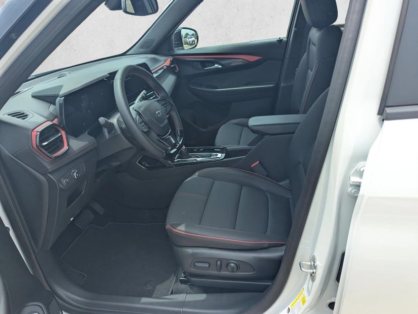 2026 Chevrolet Trailblazer - Image 3