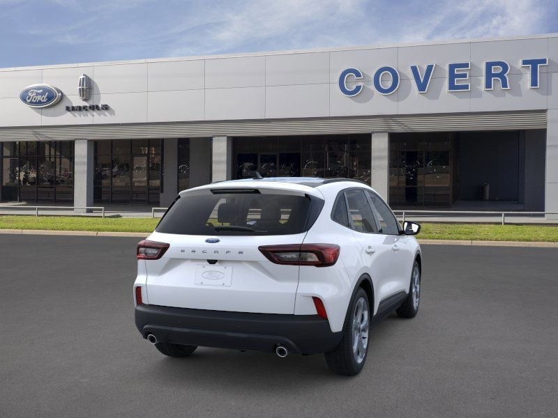 2026 Ford Escape - Image 8