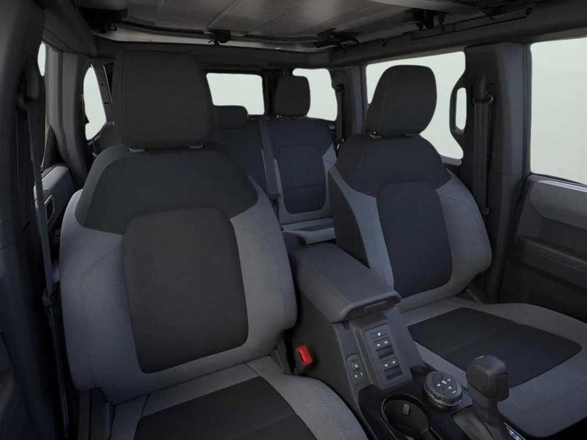 2026 Ford Bronco - Image 10