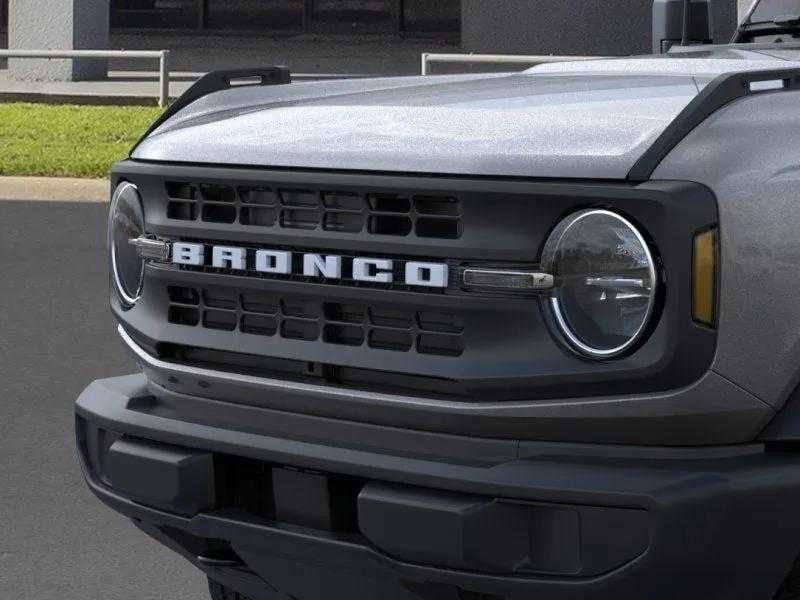 2026 Ford Bronco - Image 19