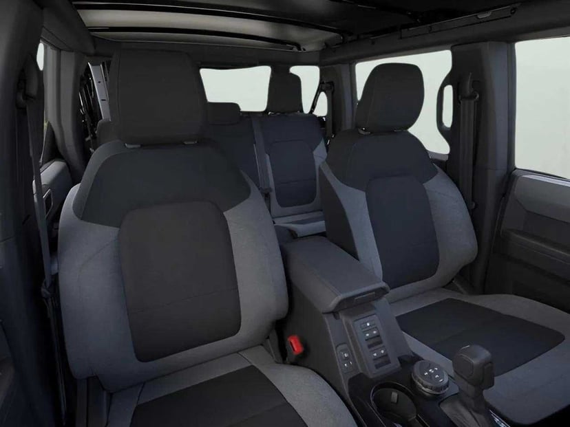 2026 Ford Bronco - Image 10