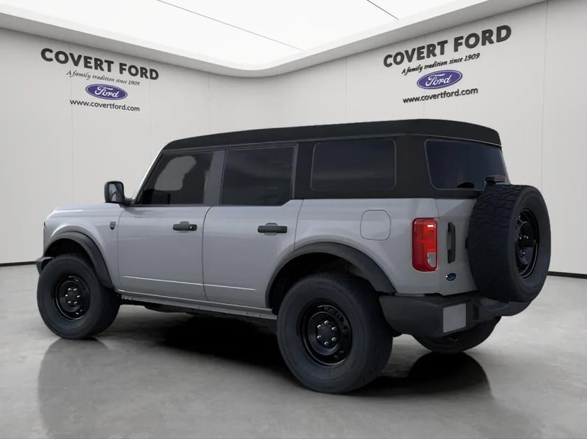 2026 Ford Bronco - Image 4