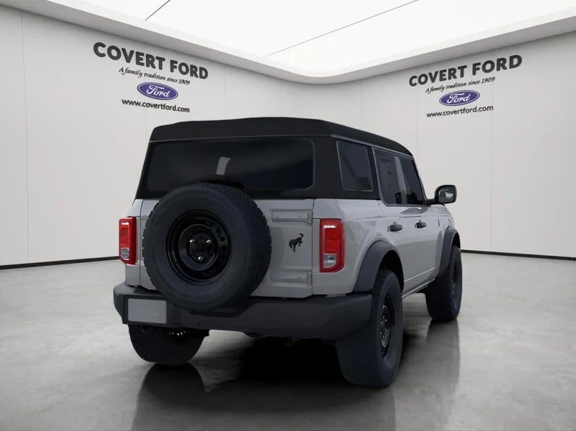 2026 Ford Bronco - Image 8