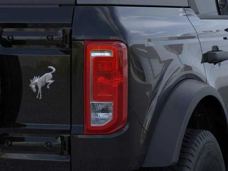 2026 Ford Bronco - Image 23