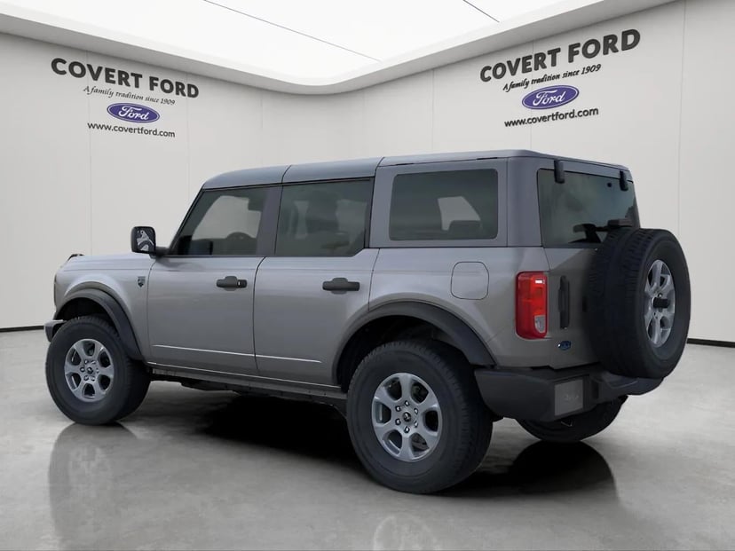 2026 Ford Bronco - Image 4