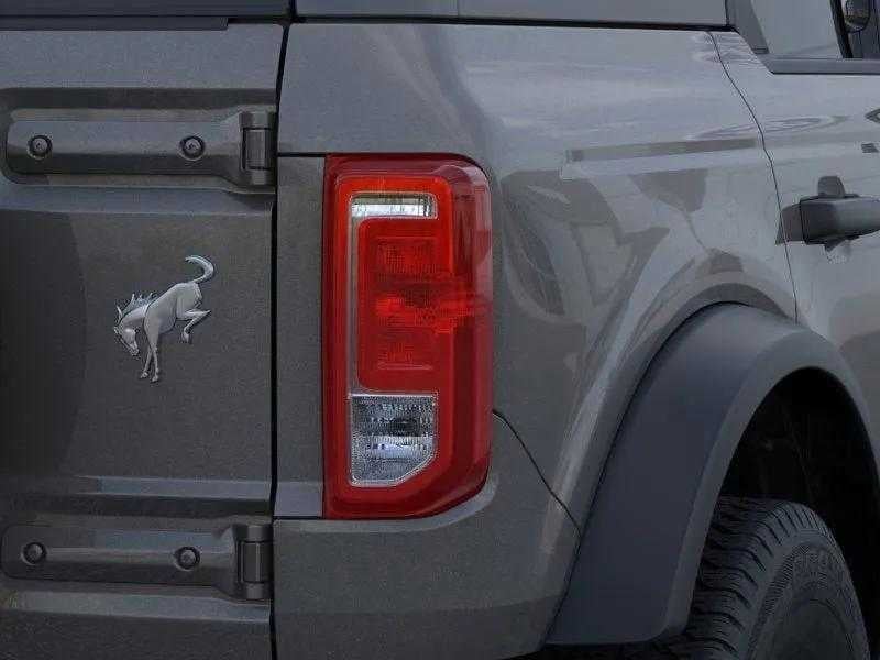 2026 Ford Bronco - Image 23