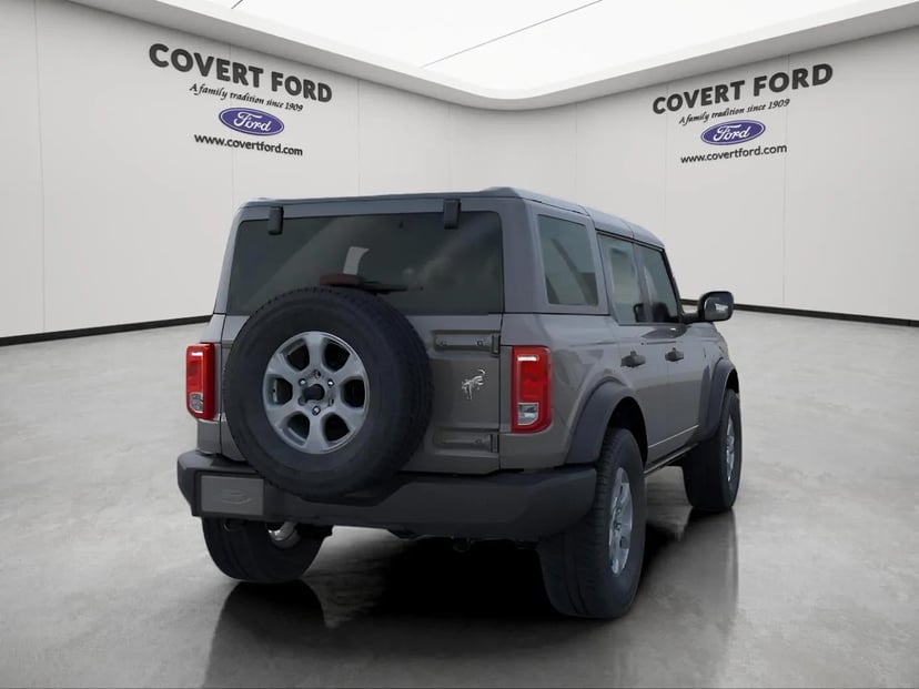 2026 Ford Bronco - Image 8