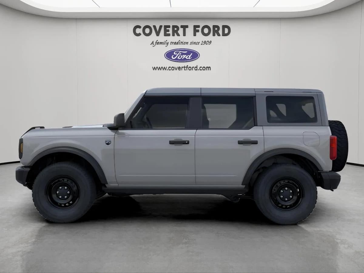 2026 Ford Bronco - Image 3