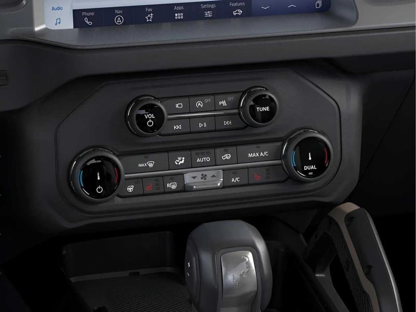 2026 Ford Bronco - Image 16