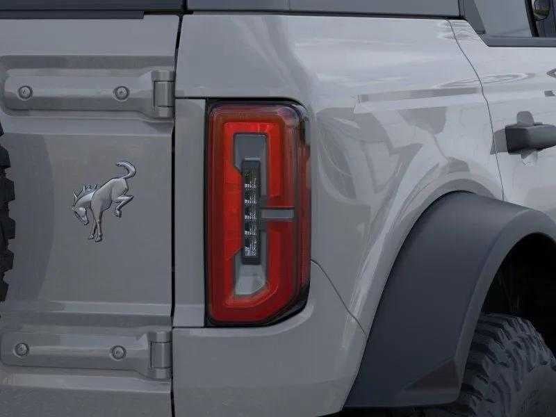 2026 Ford Bronco - Image 23