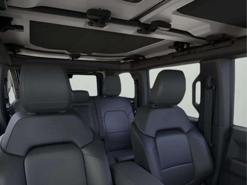 2026 Ford Bronco - Image 11