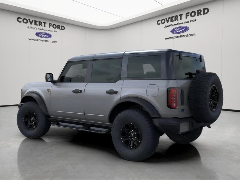 2026 Ford Bronco - Image 4