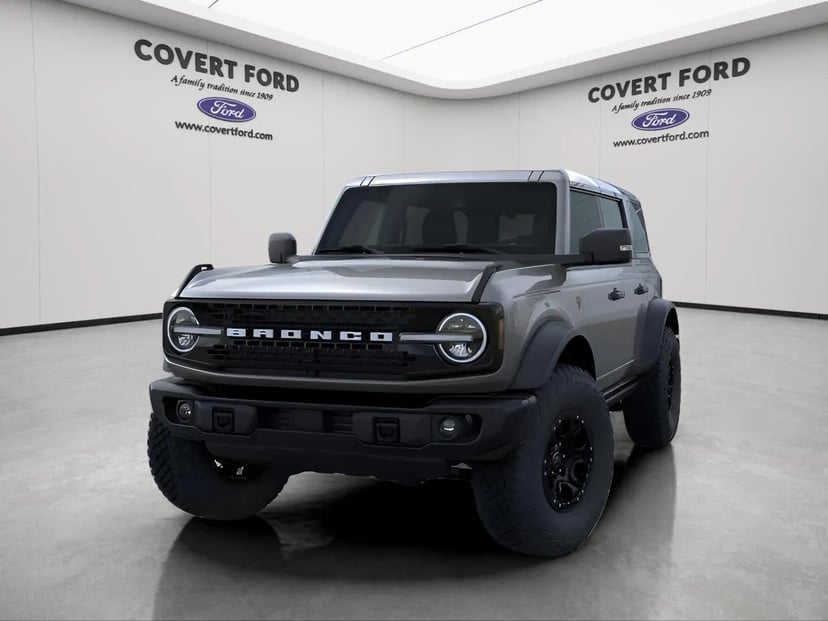 2025 Ford Bronco - Image 2