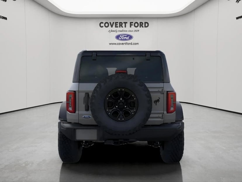2025 Ford Bronco - Image 5