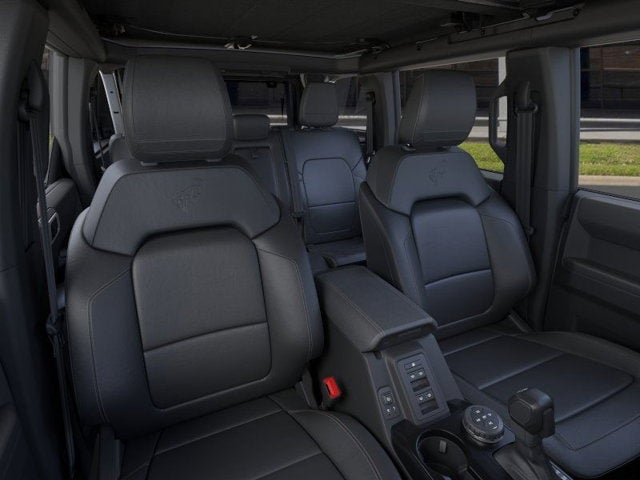 2026 Ford Bronco - Image 35