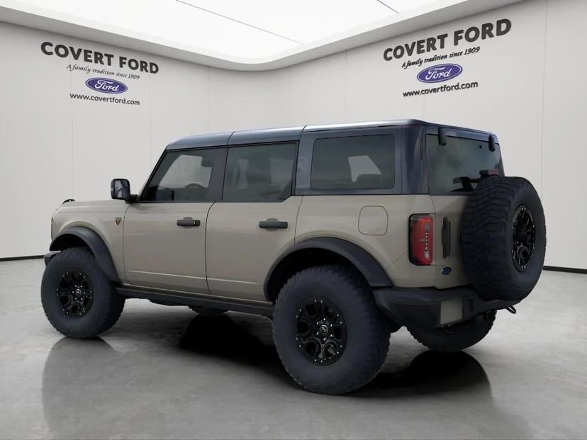 2025 Ford Bronco - Image 4