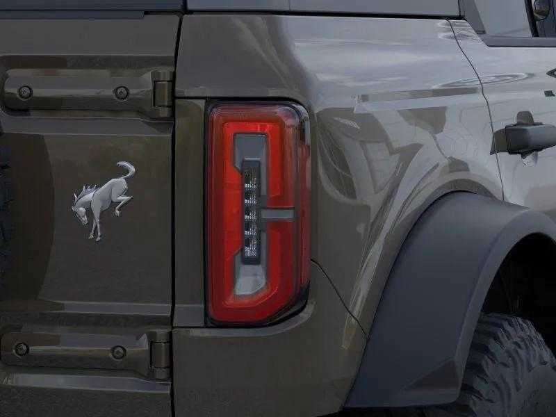 2026 Ford Bronco - Image 23
