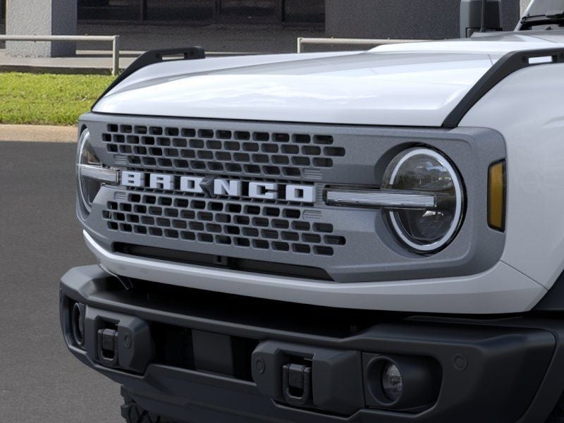 2026 Ford Bronco - Image 19