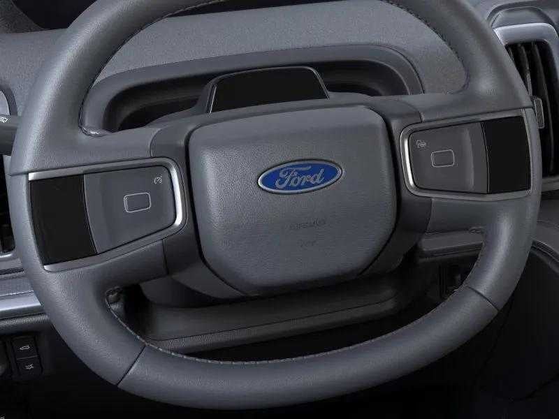 2026 Ford Expedition - Image 12