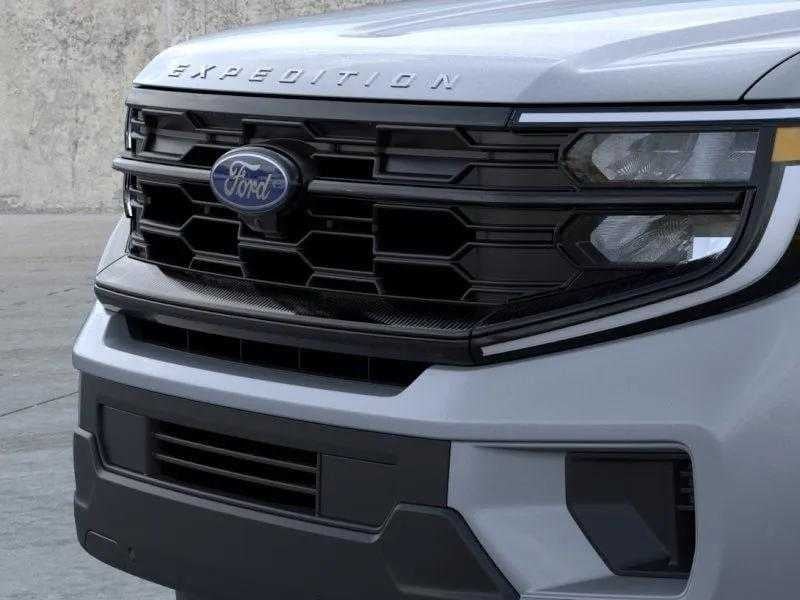 2026 Ford Expedition - Image 17