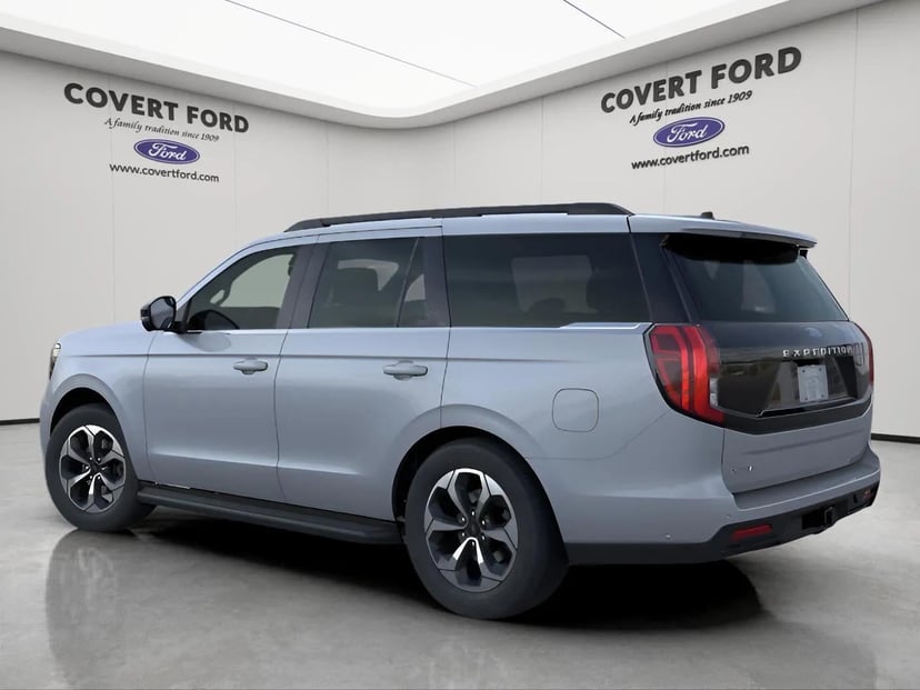 2026 Ford Expedition - Image 4