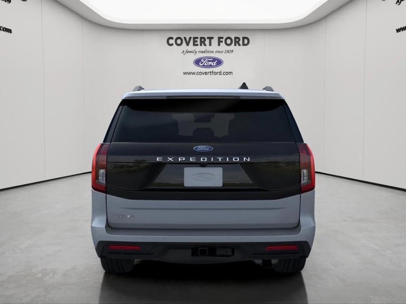 2026 Ford Expedition - Image 5