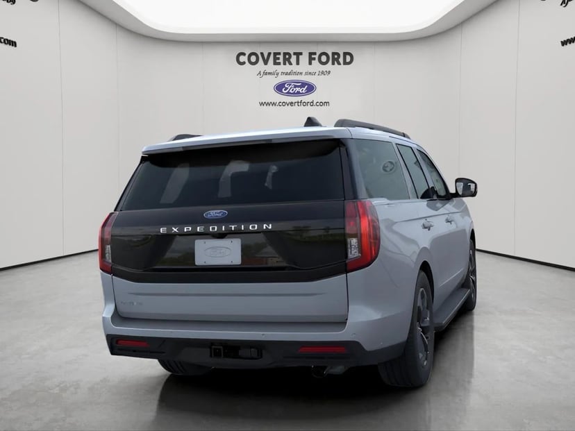 2026 Ford Expedition - Image 8