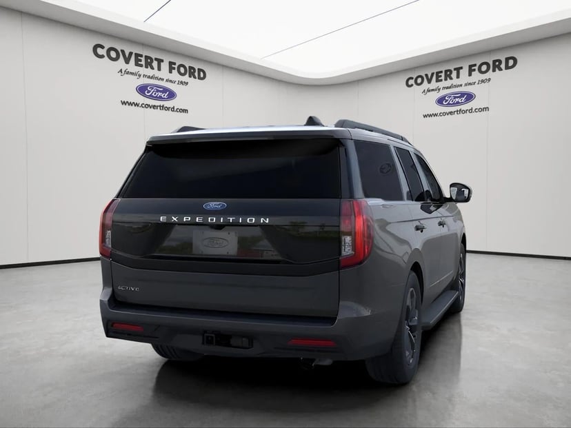 2026 Ford Expedition - Image 8