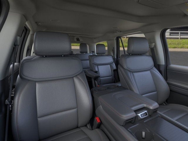 2026 Ford Expedition - Image 33