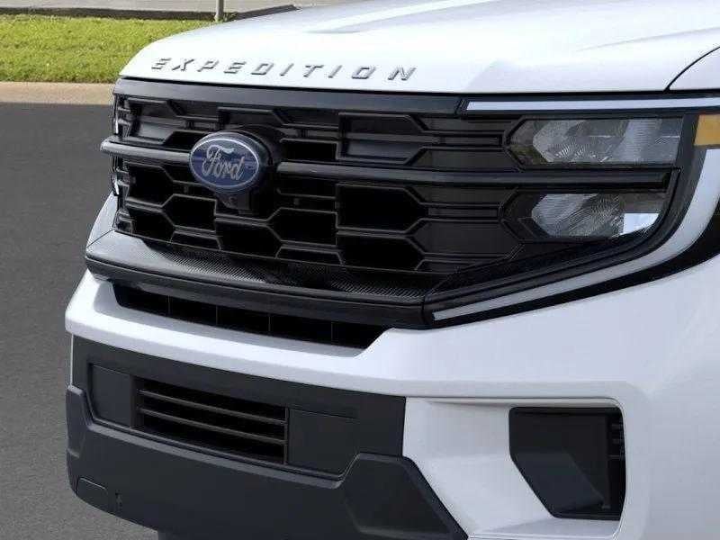 2026 Ford Expedition - Image 17