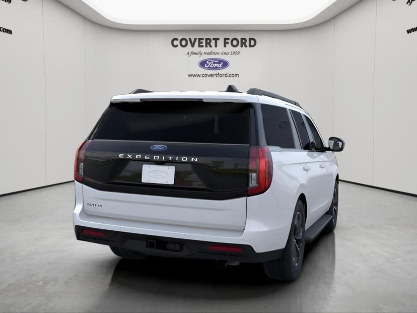 2026 Ford Expedition - Image 8