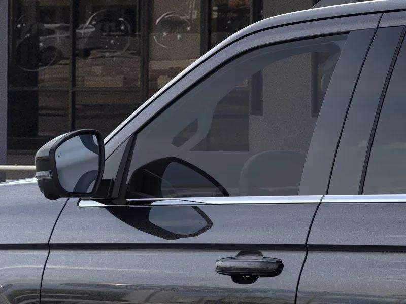 2026 Ford Expedition - Image 17