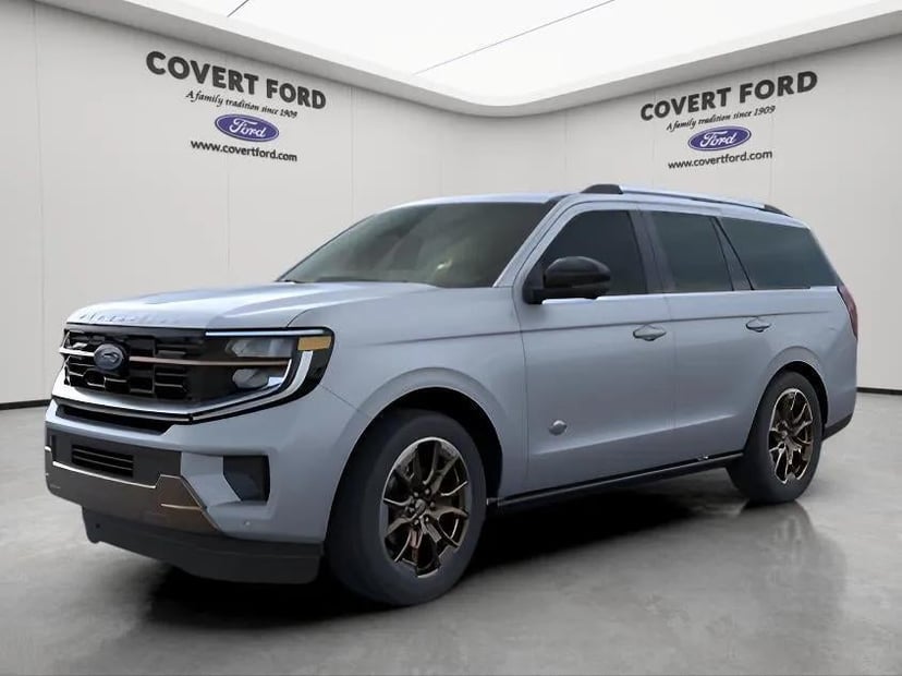 2026 Ford Expedition - Image 2