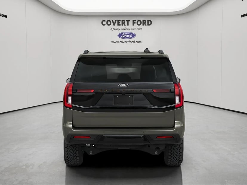 2026 Ford Expedition - Image 3
