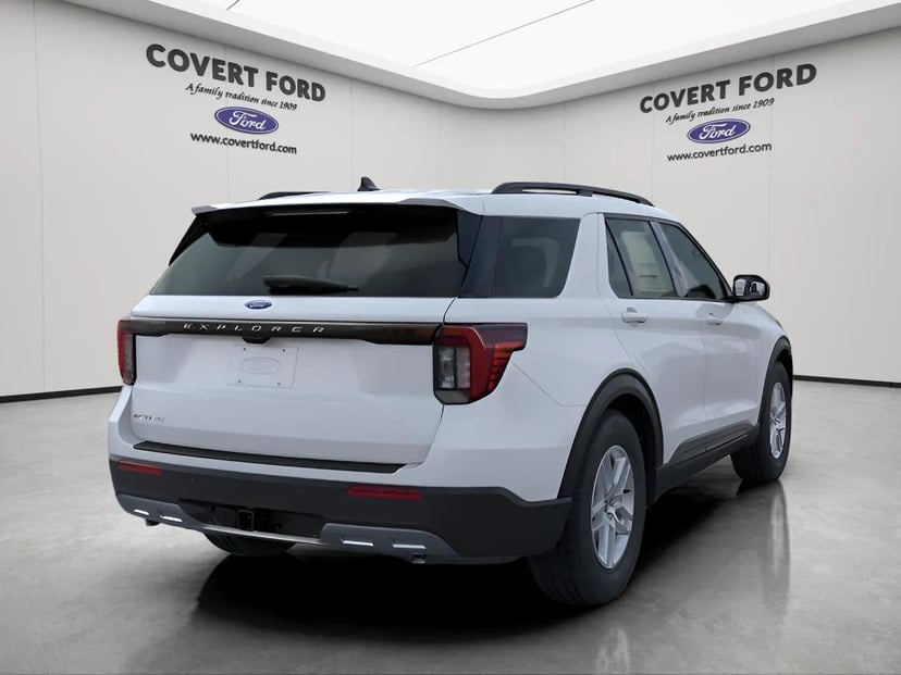 2026 Ford Explorer - Image 8