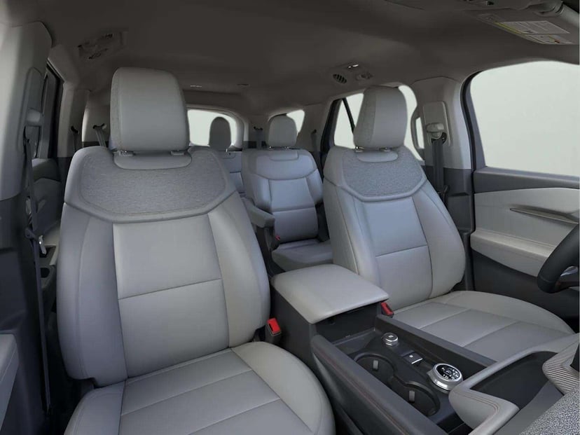 2026 Ford Explorer - Image 11