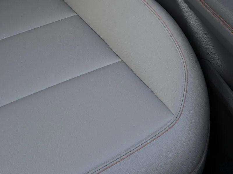 2026 Ford Explorer - Image 17