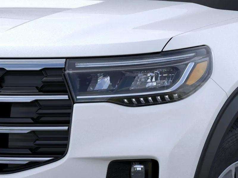 2026 Ford Explorer - Image 16