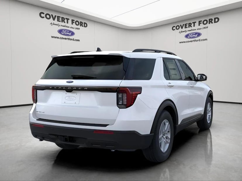 2026 Ford Explorer - Image 22