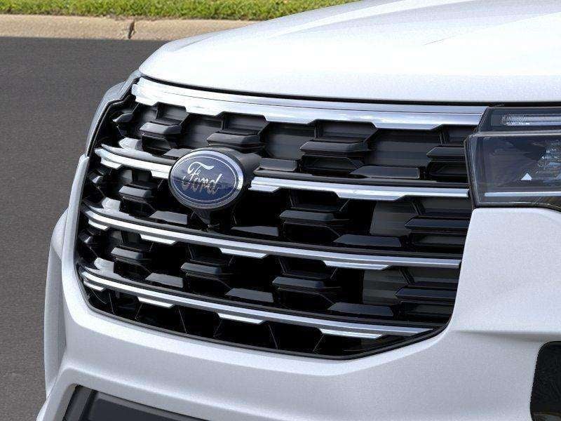 2026 Ford Explorer - Image 16