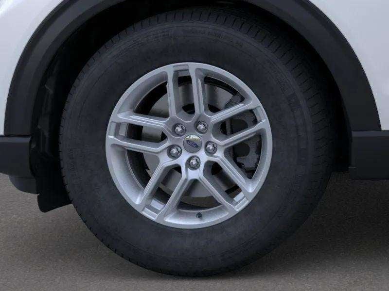 2026 Ford Explorer - Image 19