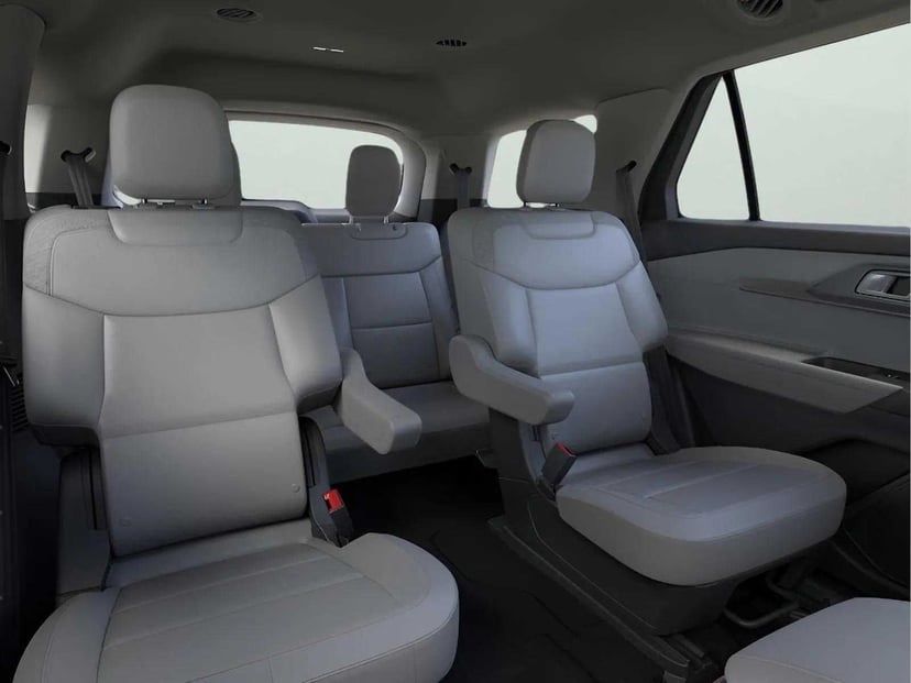 2026 Ford Explorer - Image 11