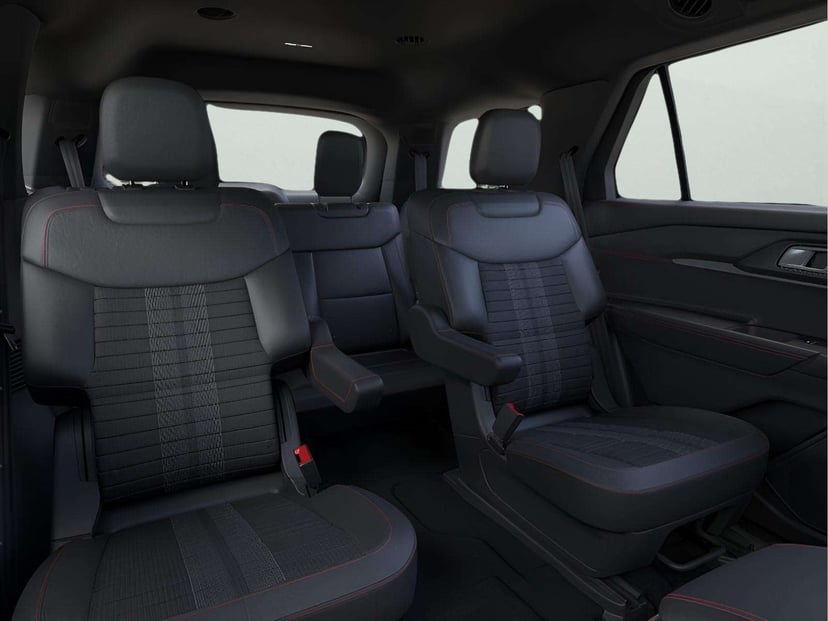 2026 Ford Explorer - Image 10