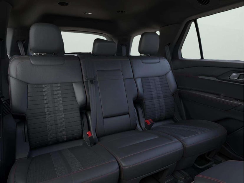 2026 Ford Explorer - Image 12