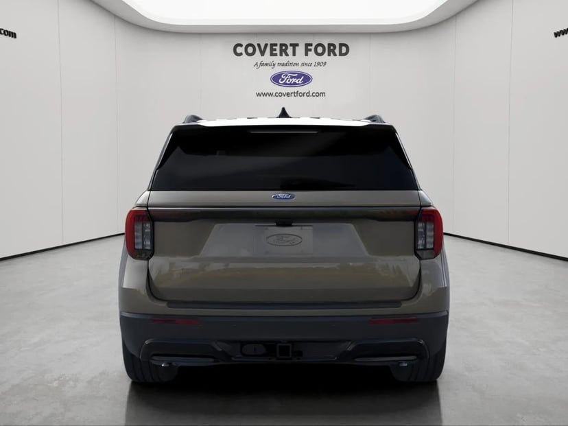 2026 Ford Explorer - Image 3